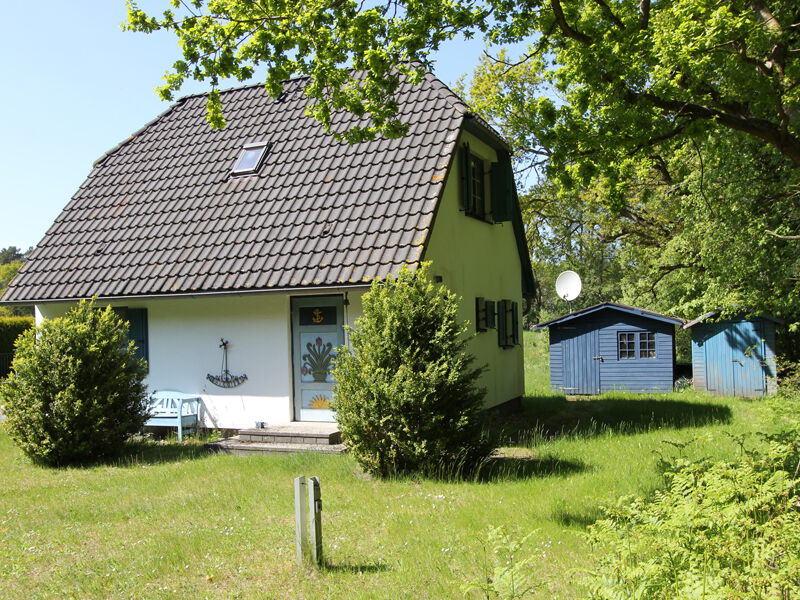 Großes Grundstück und Haus in Prerow