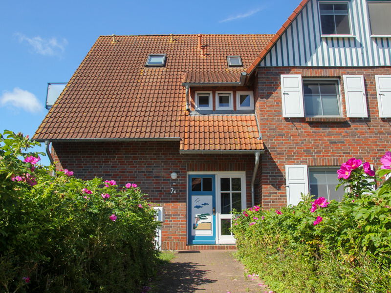 Gemütliche Wohnung im Dachgeschoss mit Balkon